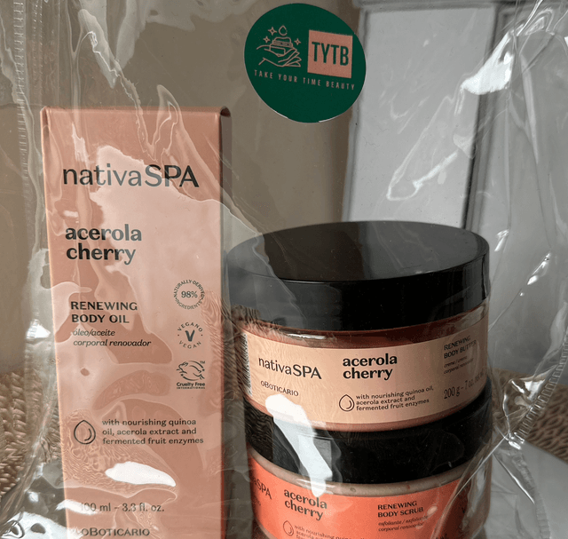 Acerola Cherry Gift Set